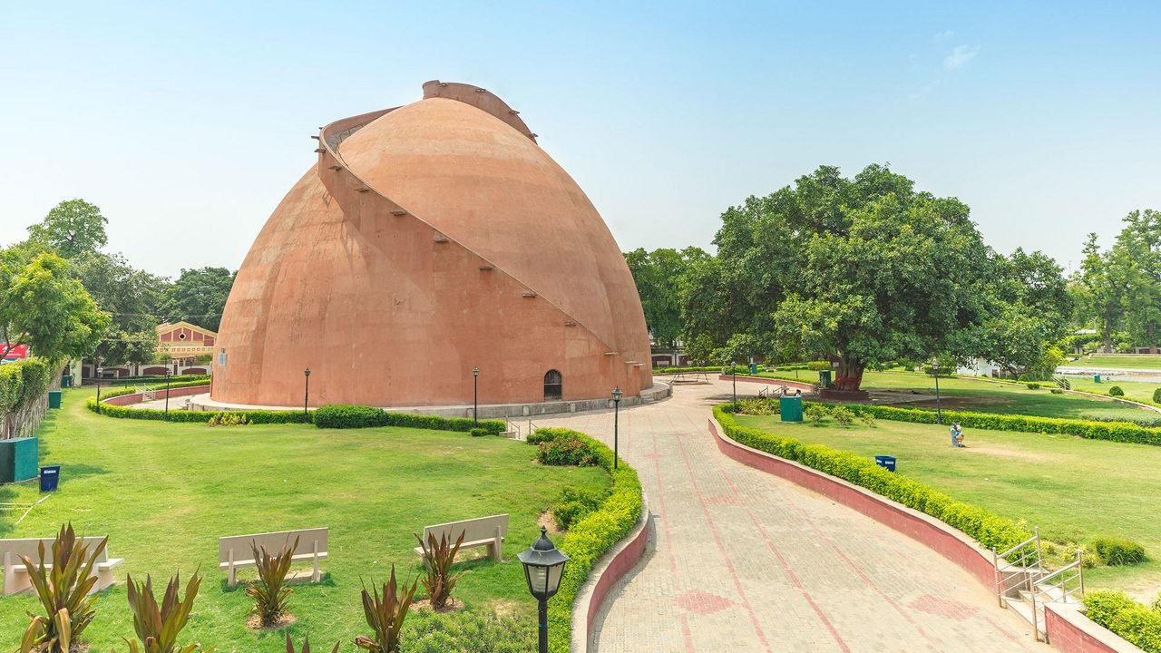Gol Ghar in Patna, Bihar - historic granary and iconic landmark built in 1786 with panoramic city views